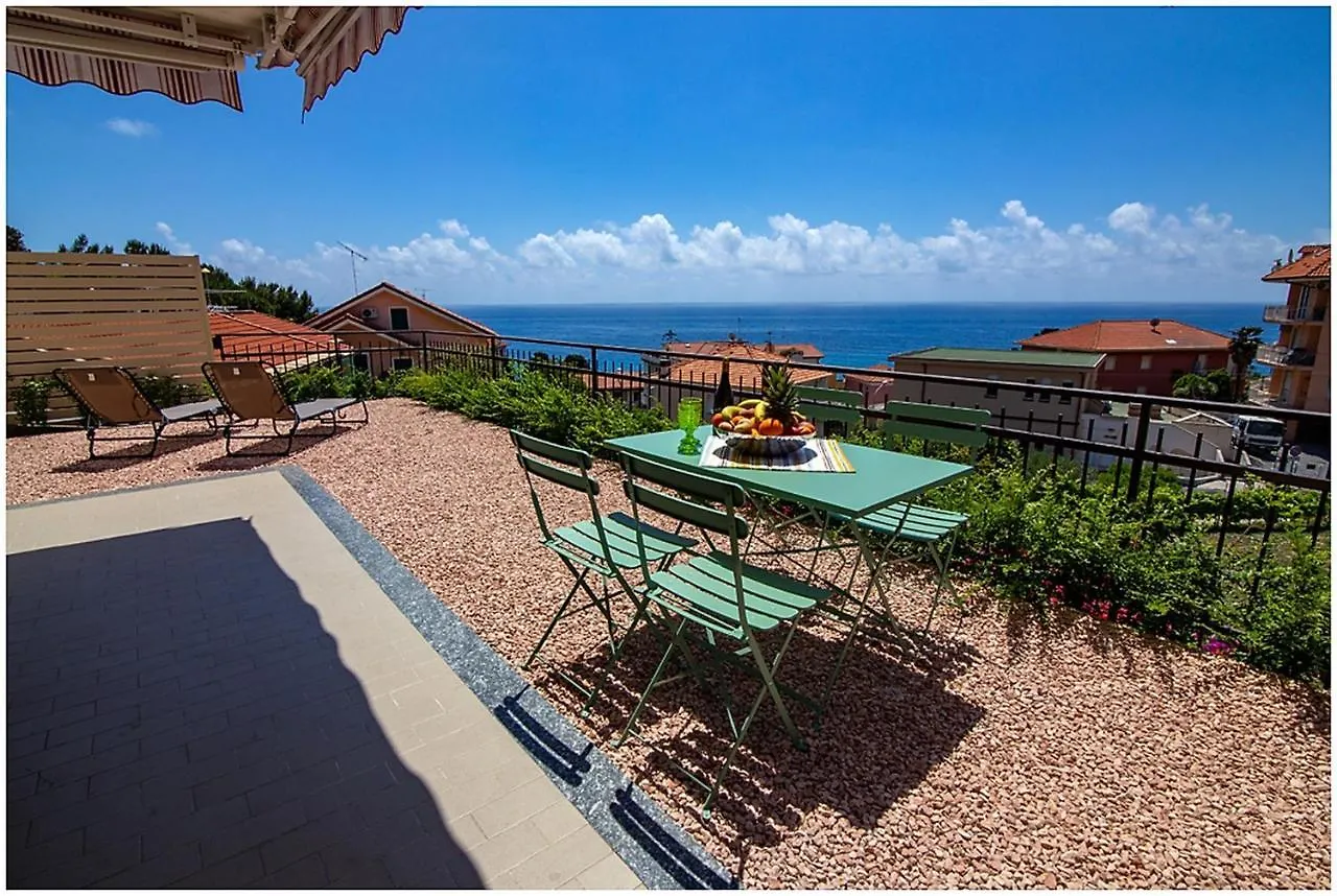 Casa Azzurra Vista Mare Apartment Costarainera
